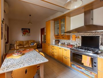Cucina - Quadrilocale in Vendita in Via Solaroli 20 a Vercelli