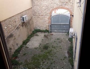 Terrazza - Ufficio in Vendita in Via G. Mazzini 108 a Monsummano Terme