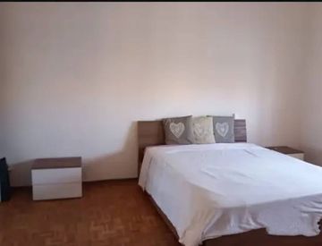 Camera da letto - Bilocale in Vendita in Via Felice Cavallotti a Novi Ligure