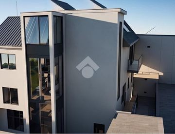 Foto 1 di 15 - Trilocale in Vendita in Via Monfalcone 9 a Rho