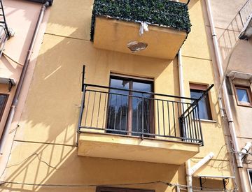 Casa Indipendente in Vendita in Via arezzo 6 a Termini Imerese