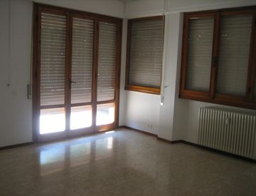 Soggiorno - Attico, mansarda in Affitto in Via Istria a Pisa