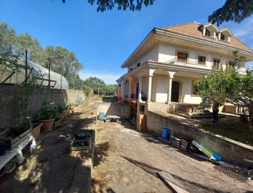 Foto 1 di 34 - Casa bifamiliare, trifamiliare in Vendita in Contrada Salice a San Floro
