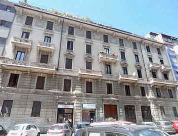 Foto 1 di 17 - Loft in Affitto in Via Antonio Bazzini 27 a Milano