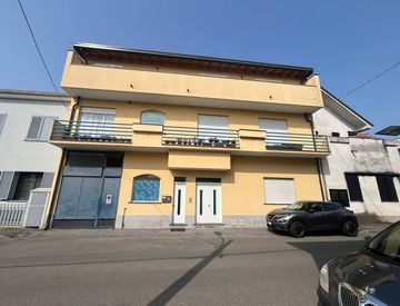 Vista - Quadrilocale in Vendita in Via Giambattista Pergolesi 35 a Lissone
