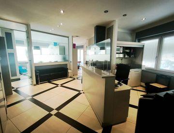 Foto 1 di 27 - Ufficio in Affitto in Via Benedetto Marcello 2 a Firenze