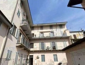 Foto 1 di 5 - Villetta a schiera in Vendita in Via Giovanni Lanza 11 a Trino