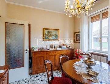 Soggiorno - Trilocale in Vendita in Via Pietro Mascagni 3 a Parma