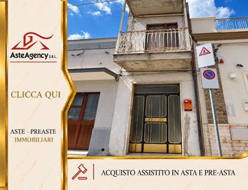 Foto 1 di 46 - Appartamento in Vendita in Via Roma 169 a Monteiasi