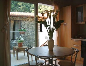 Soggiorno - Trilocale in Vendita a Isolabona