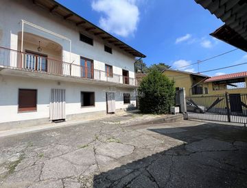 Foto 1 di 24 - Casa indipendente in Vendita in Via E. Angiono Foglietti a Moncrivello