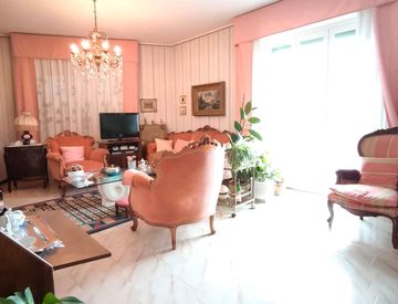 Soggiorno - Quadrilocale in Vendita in Corso Rigola a Vercelli