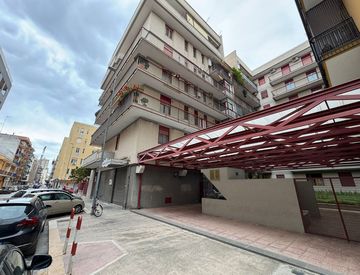 Foto 1 di 29 - Monolocale in Vendita in Via Francesco Rizzitelli 8 a Barletta