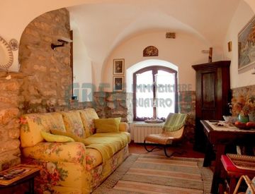 Soggiorno - Casa bifamiliare, trifamiliare in Vendita in Vico Giuseppe Mazzini a Pontedassio
