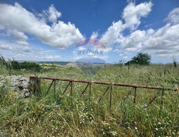 Vista - Terreno agricolo in Vendita in Via Ruggero Settimo a Melilli