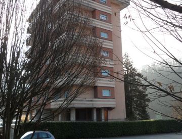 Foto 1 di 21 - Attico, mansarda in Vendita in Via G.Ferrari 108 a Valduggia