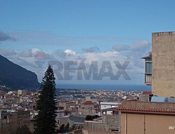 Vista - Casa indipendente in Vendita in Via Rosolino Pilo 89 a Carini