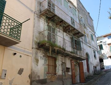 Vista - Rustico, casale in Vendita in Corso Garibaldi a Paglieta