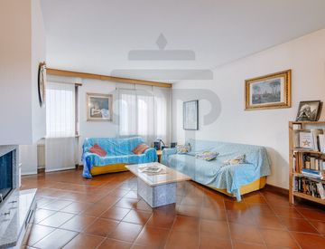 Camera da letto - Attico, mansarda in Vendita in Viale Druso a Bolzano