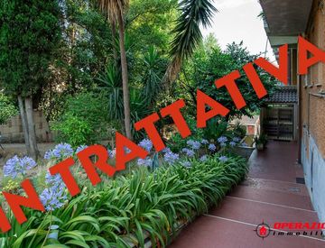 Giardino - Bilocale in Vendita in Via Basilio Puoti a Roma