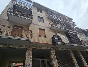 Facciata - Trilocale in Vendita in Via Vittoria Colonna 22 a Torino