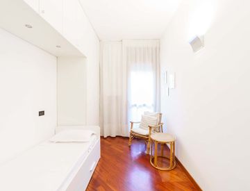 Soggiorno - Bilocale in Affitto in Viale San Gimignano 13 a Milano