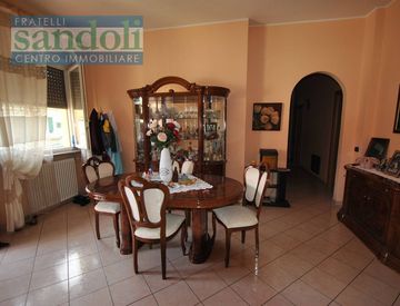 Soggiorno - Quadrilocale in Vendita in Vicolo Regina Pacis a Vercelli