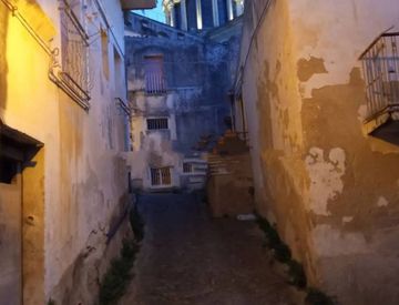 Foto 1 di 14 - Casa indipendente in Vendita in Via Porta Mulini a Ragusa