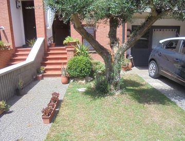 Giardino - Villetta a schiera in Affitto in Viale Europa a Castelfranco di Sotto
