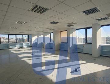 Foto 1 di 18 - Ufficio in Affitto in Via Giovanni Gentile a Milano