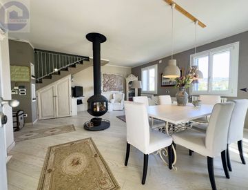 Soggiorno - Villa in Vendita in Strada Comunale Poggi 42 a Imperia