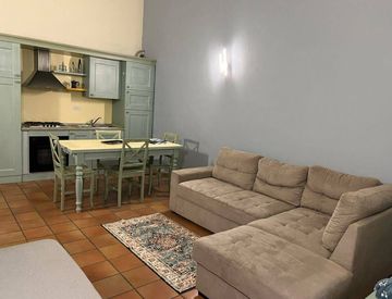 Soggiorno - Bilocale in Affitto in Viale del Tirreno 23 a Pisa