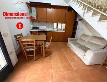 Soggiorno - Trilocale in Affitto in Corso Umberto I a Cimitile