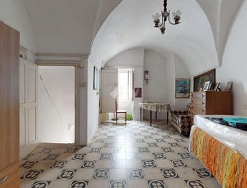 Soggiorno - Casa indipendente in Vendita in Vico Mazzini a Martina Franca