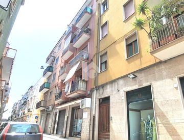 Foto 1 di 19 - Quadrilocale in Vendita in Via Armando Diaz 49 a Barletta