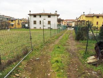 Terreno agricolo in Vendita in Localit Venere a Arezzo 645mq