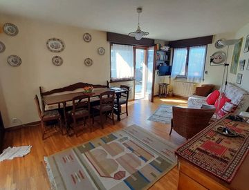 Soggiorno - Quadrilocale in Vendita in Viale Genevris 4 a Sauze d'Oulx