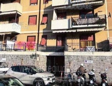 Vista - Quadrilocale in Vendita in Via Tre Scalini 4 a Rapallo