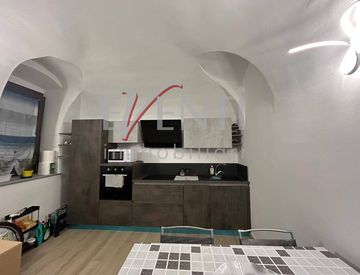Soggiorno - Bilocale in Affitto in Vicolo Baldassarre Bernezzo 31 a Pinerolo