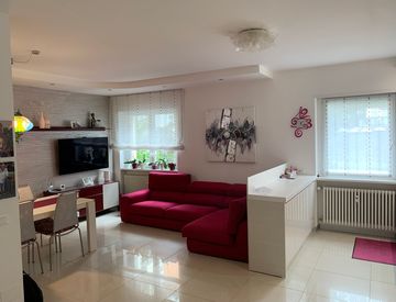 Soggiorno - Trilocale in Vendita in Via Palermo a Bolzano