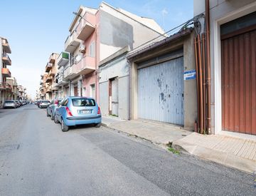 Foto 1 di 27 - Casa indipendente in Vendita in Via Carlo Pisacane 71 a Vittoria