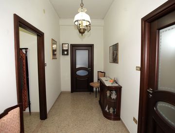 Foto 1 di 26 - Quadrilocale in Vendita in Via della Libertà II Traversa Dx 7 a Portici