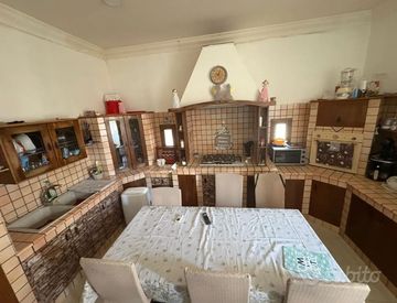 Soggiorno - Trilocale in Affitto in Via Aniello Palumbo a Giugliano in Campania