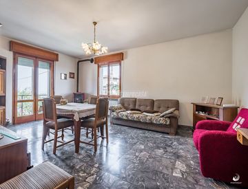 Soggiorno - Casa bifamiliare, trifamiliare in Vendita a Serramazzoni