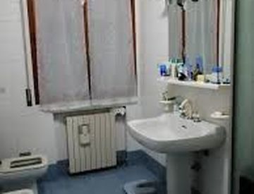 Bagno - Appartamento in Vendita in Via della Transumanza 111 a Trinitapoli