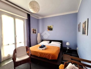 Camera da letto - Appartamento in Vendita in Salita Antonio Giusti 9 a Genova