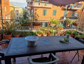 Terrazza - Attico, mansarda in Vendita in Via Vergemoli a Roma