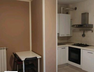 Cucina - Monolocale in Affitto in Via Clerici a Erba
