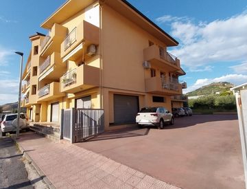 Facciata - Attico, mansarda in Vendita in Via Mimosa 16 a Amantea