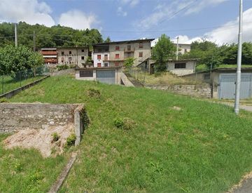 Giardino - Rustico, casale in Vendita in zona Centro-Piazzasco a Berbenno